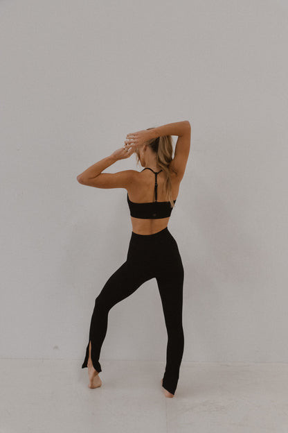 Seamless Ribbed Split Flare Legging